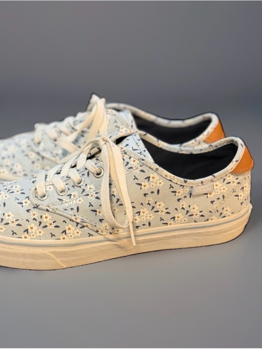 Vans Camden Deluxe Floral Blue Ultracush Lace Up Sneaker 721356 Women's Size 11